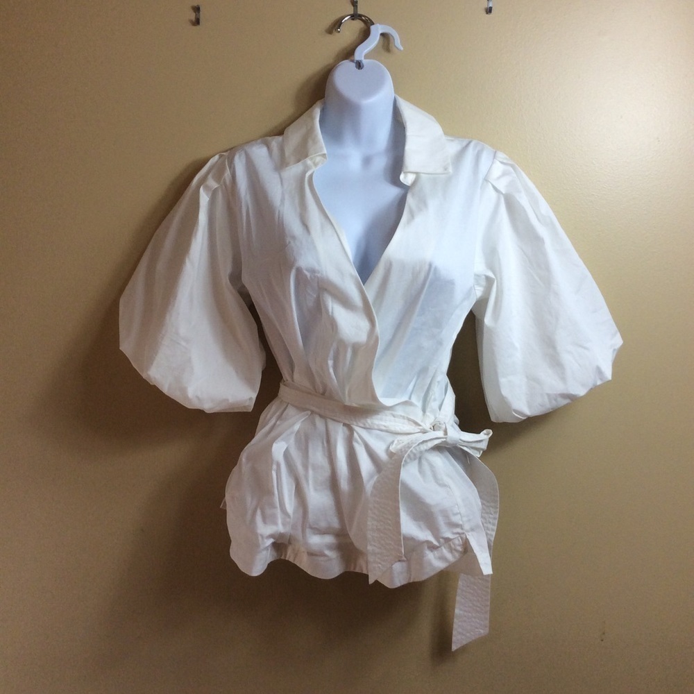 Elie Tahari puff sleeve belted wrap blouse. V-neck. Medium. White - Picture 3 of 10